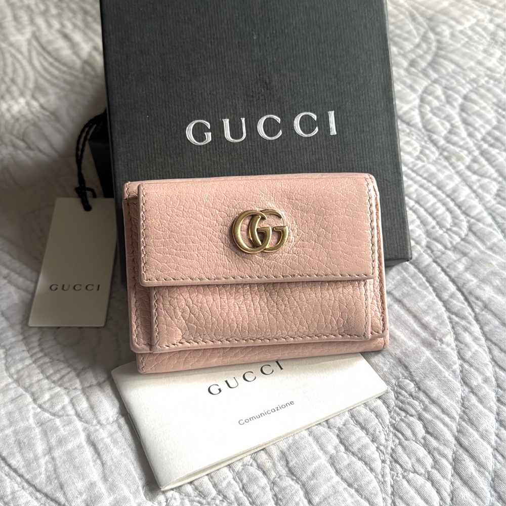 GUCCI GG petit Marmont Leather Trifold Wallet